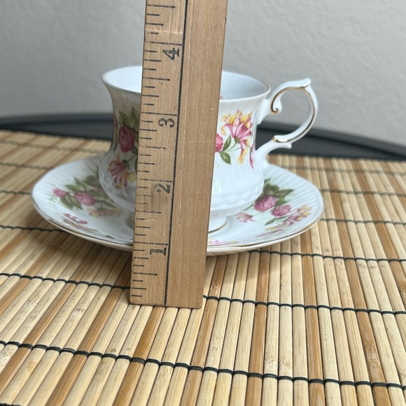 Vintage Queen’s Rosina China Tea Cup & Saucer Set WILD FLOWERS #14 England - Picture 11 of 12